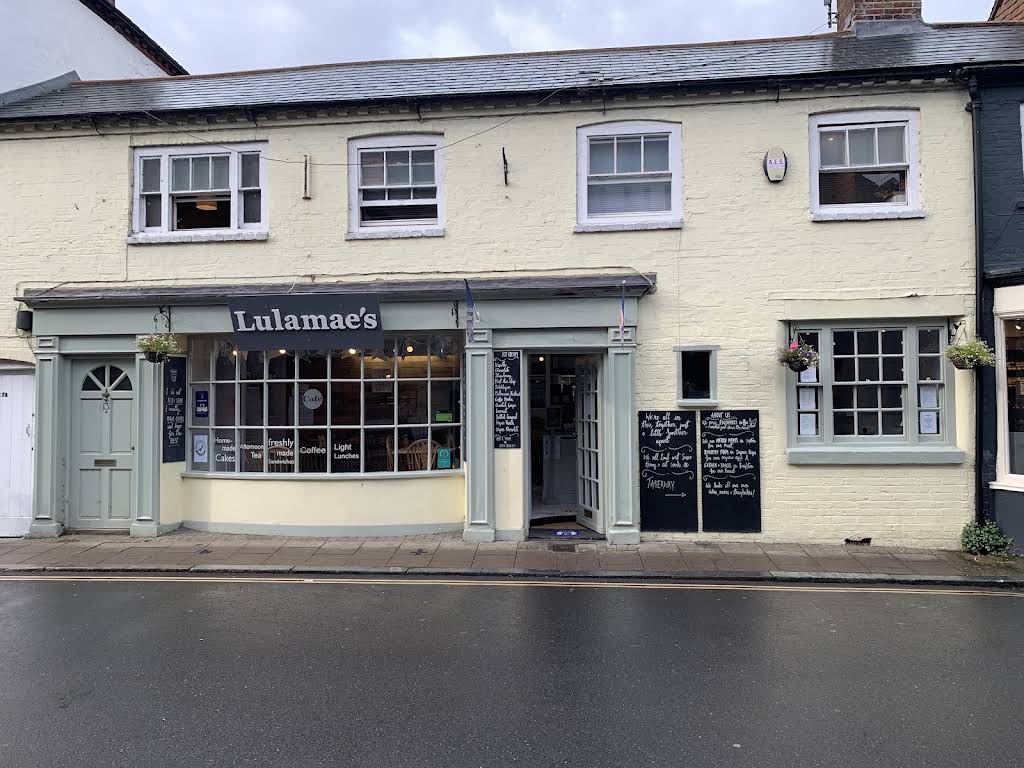 Lulamae’s complete High Street frontage and entrance in a September 2020 photograph